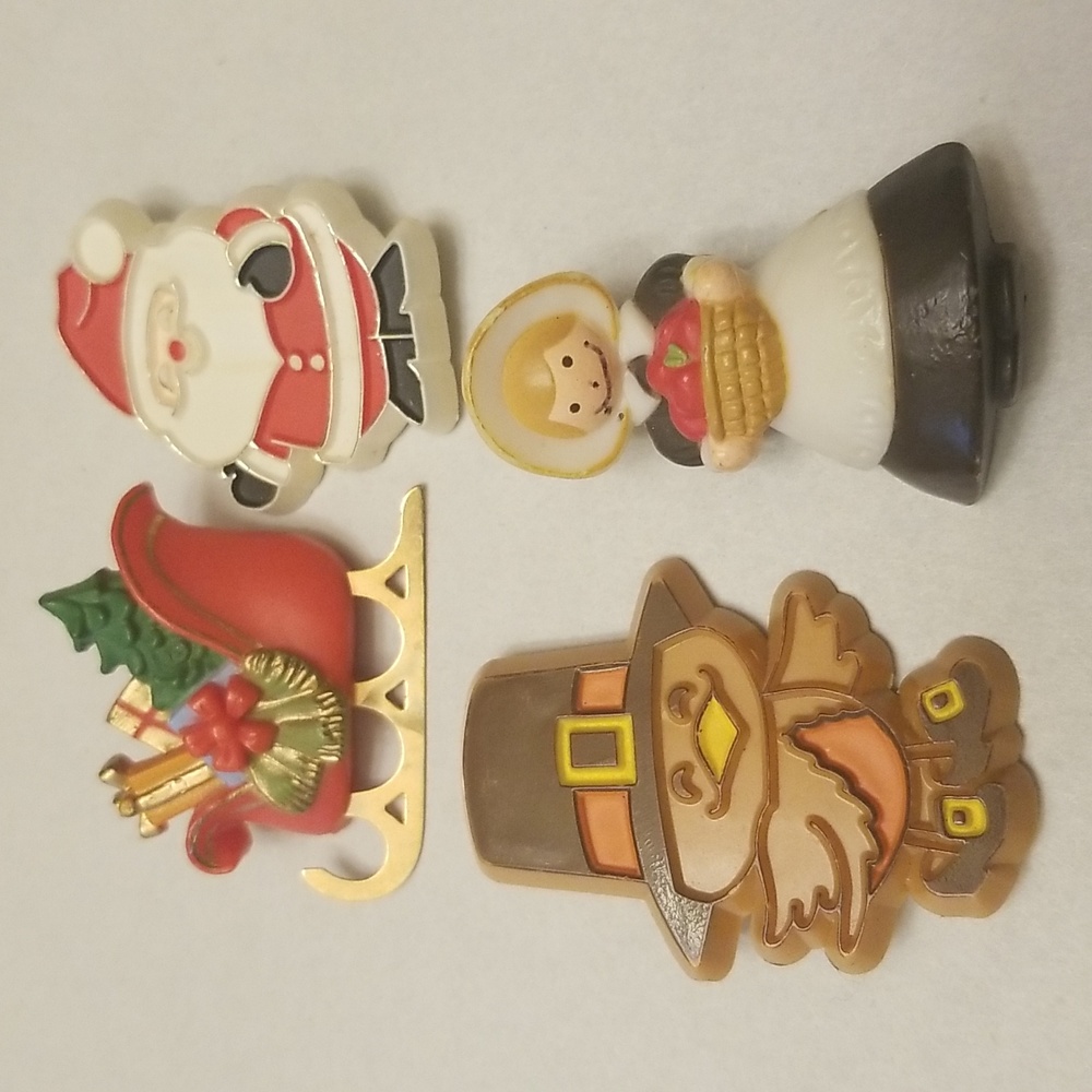 Lot of 4 Vintage Hallmark Pins